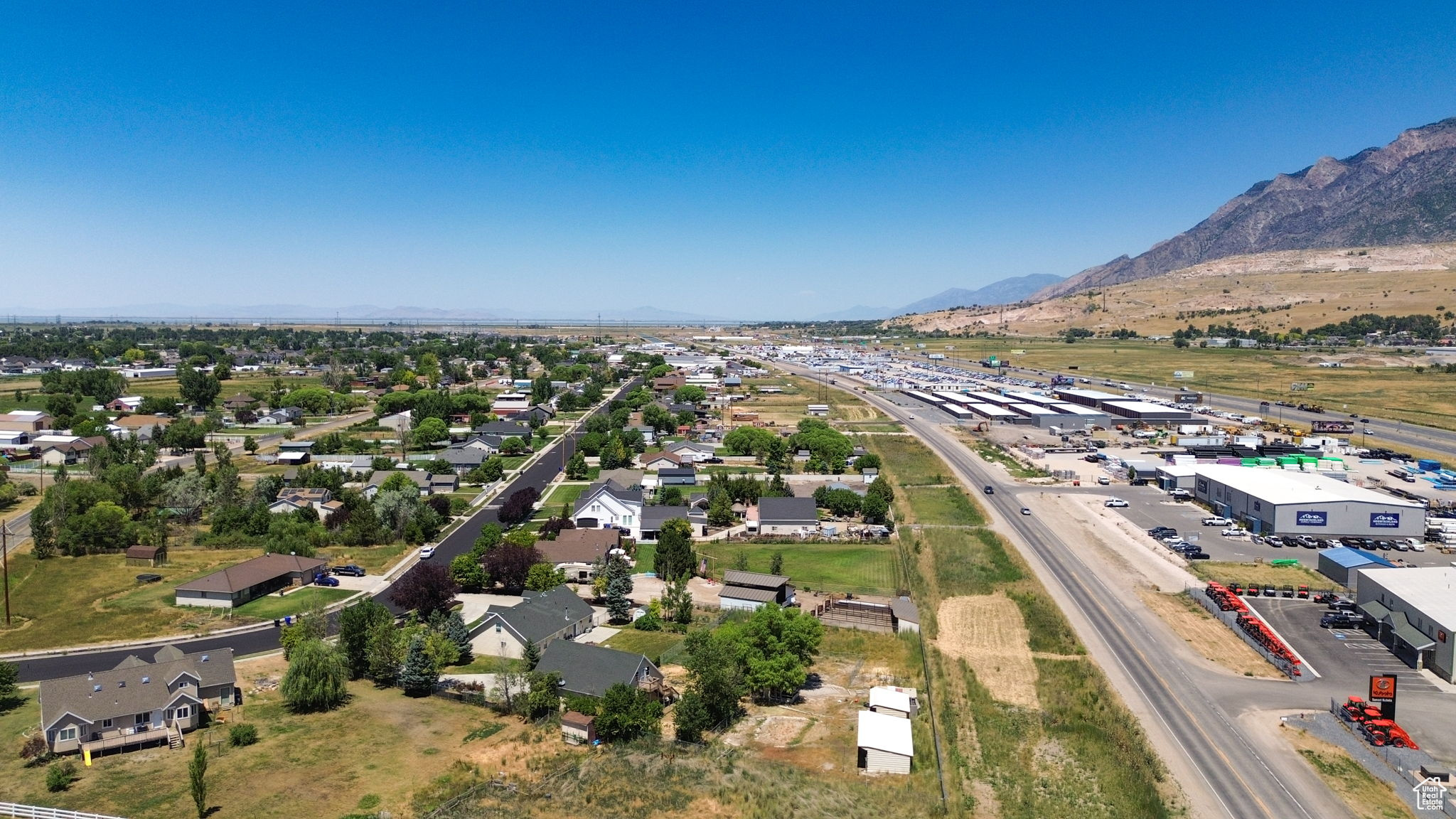 Farr West, Utah, 84404, United States, 4 Bedrooms Bedrooms, ,3 BathroomsBathrooms,Residential,For Sale,1891966
