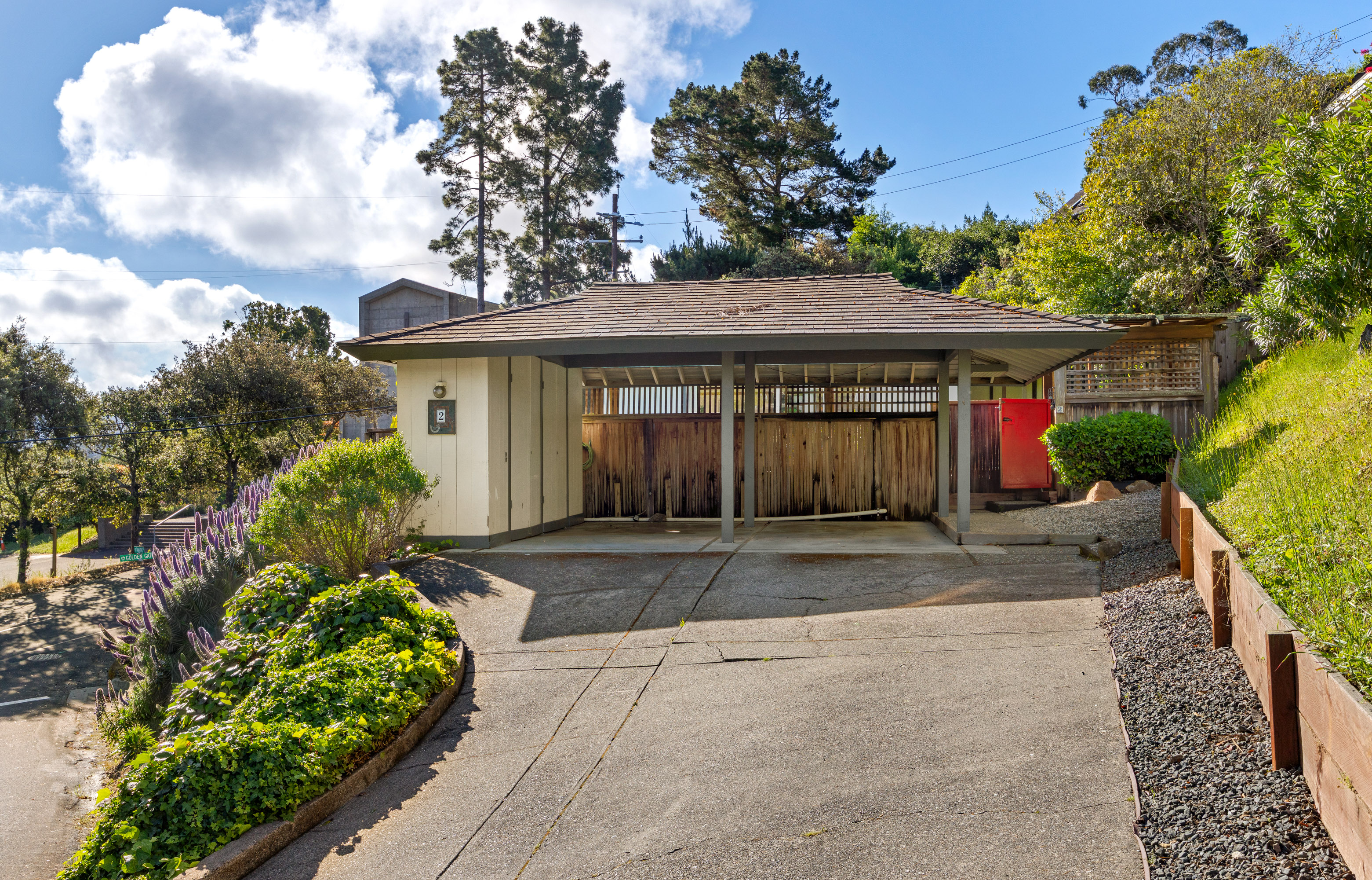  Single-Level Mid-Century Modern Home in the Coveted Flats of Belvedere - 物件實景