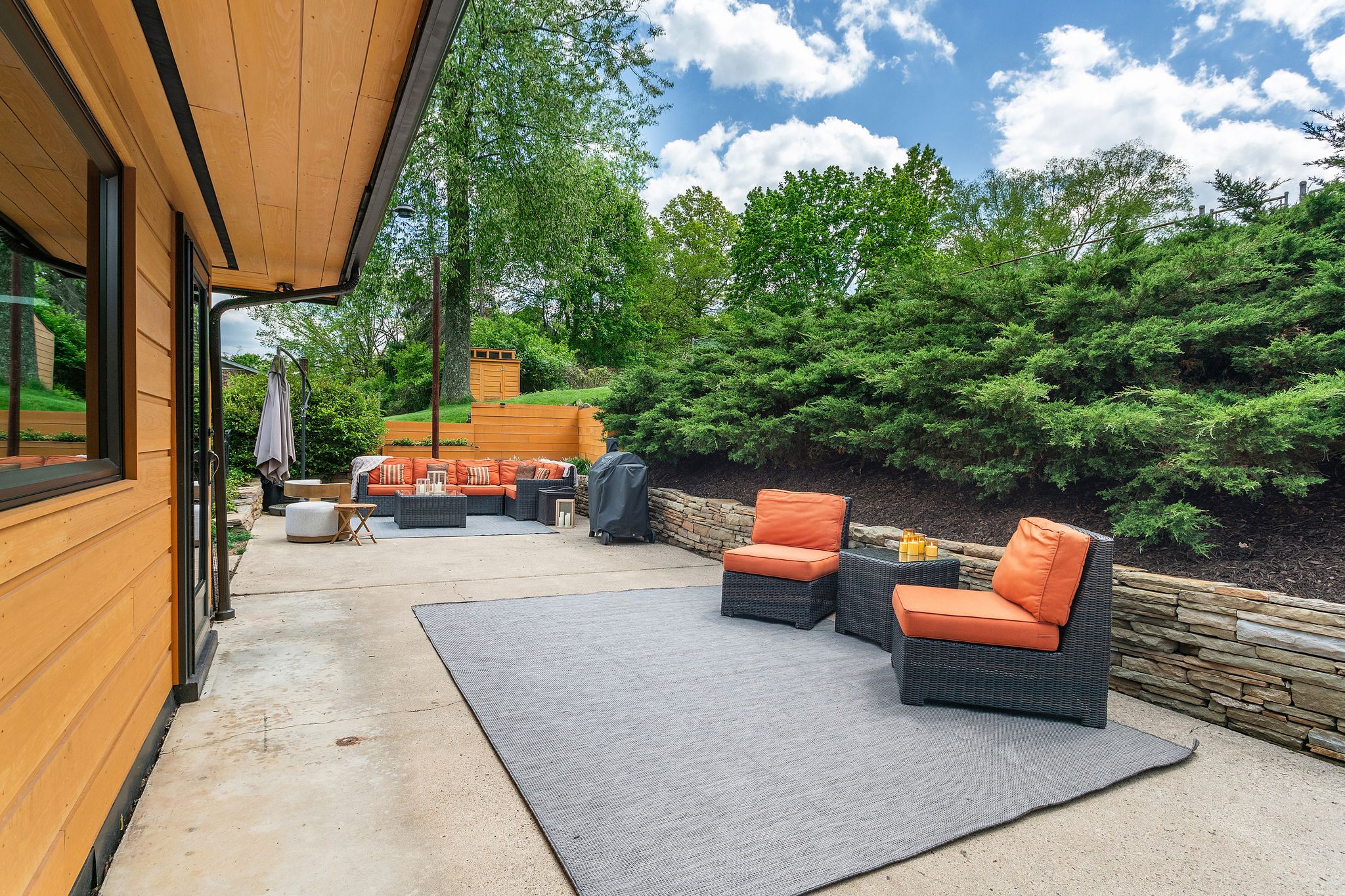  850 Bockstoce Avenue, Pittsburgh, PA 15234 - 物件實景