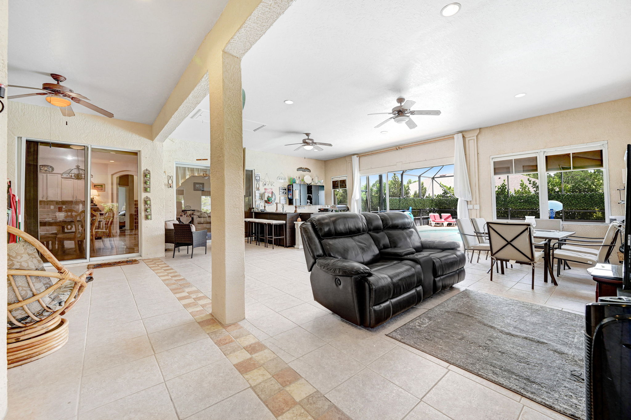 Palm Bay, Florida, 32908, United States, 4 Bedrooms Bedrooms, ,4 BathroomsBathrooms,Residential,For Sale,1978216