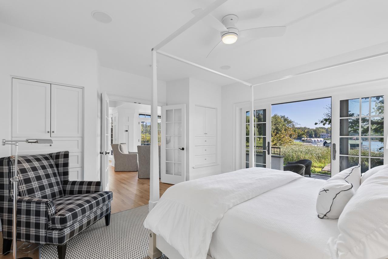 Orono, Minnesota, 55364, United States, 4 Bedrooms Bedrooms, ,4 BathroomsBathrooms,Residential,For Sale,1988176