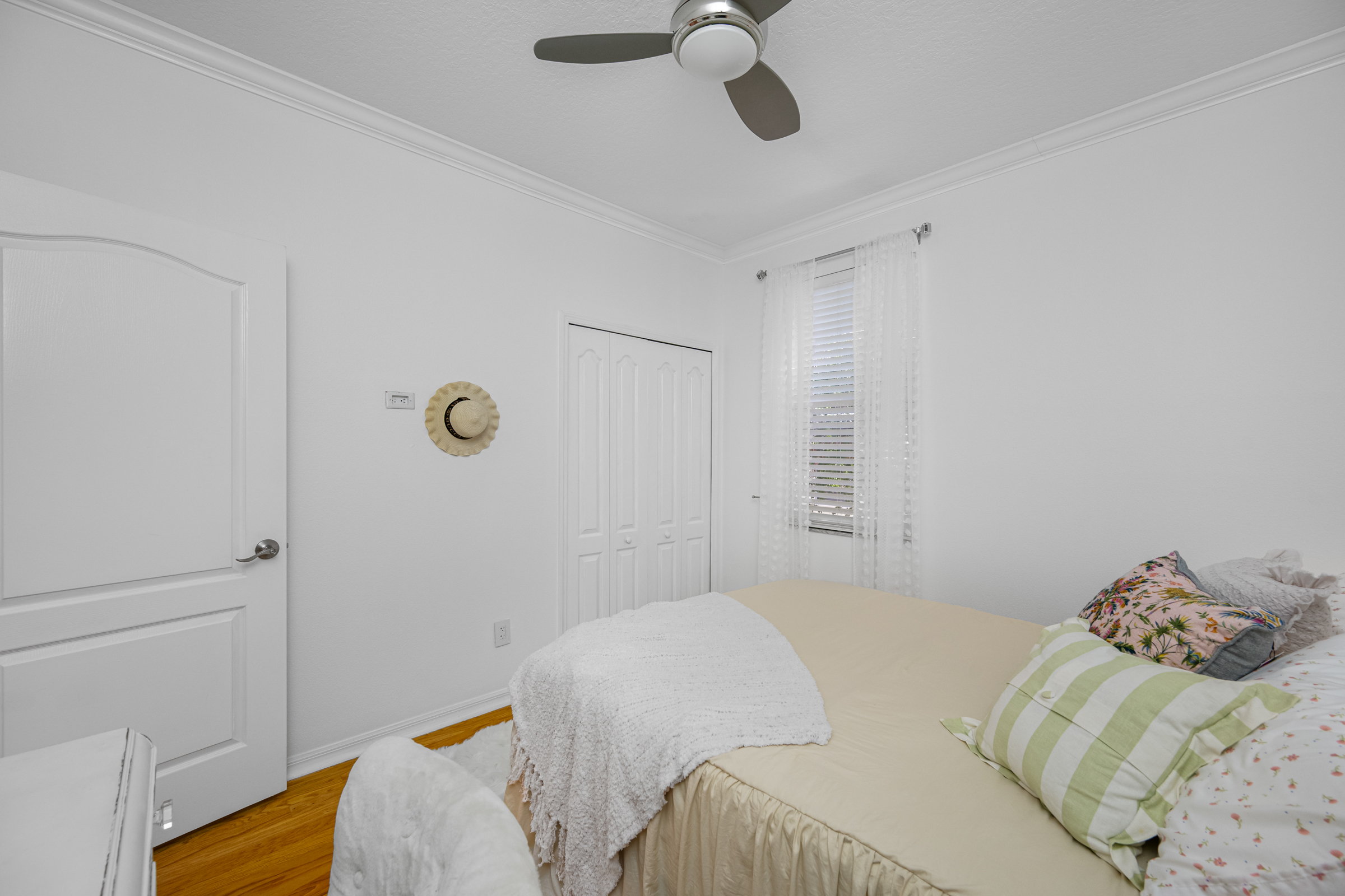 St Petersburg, Florida, 33701, United States, 3 Bedrooms Bedrooms, ,3 BathroomsBathrooms,Residential,For Sale,1979371