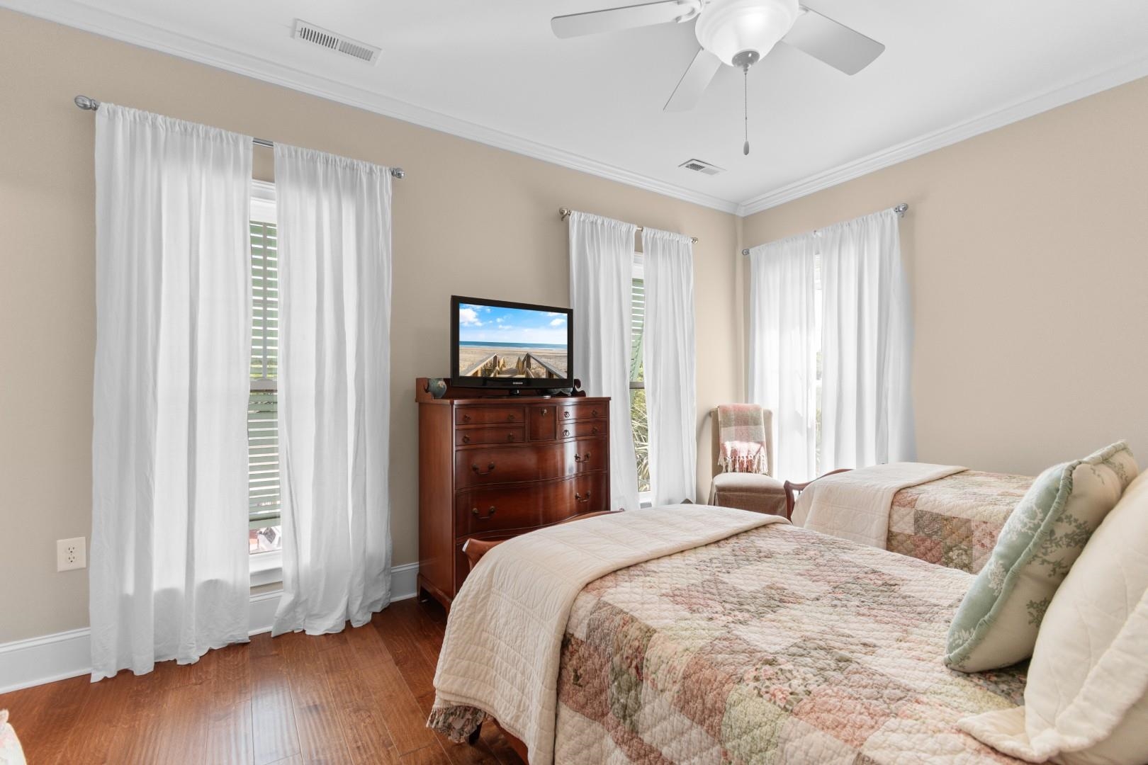 Surfside Beach, South Carolina, 29575, United States, 3 Bedrooms Bedrooms, ,5 BathroomsBathrooms,Residential,For Sale,2048234