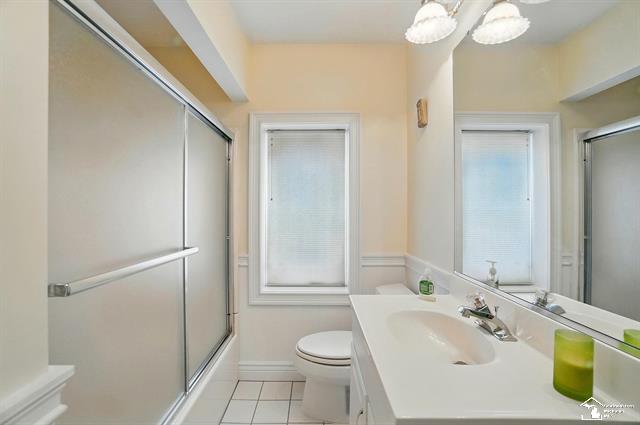 MONROE, Michigan, 48161, United States, 4 Bedrooms Bedrooms, ,4 BathroomsBathrooms,Residential,For Sale,1827211