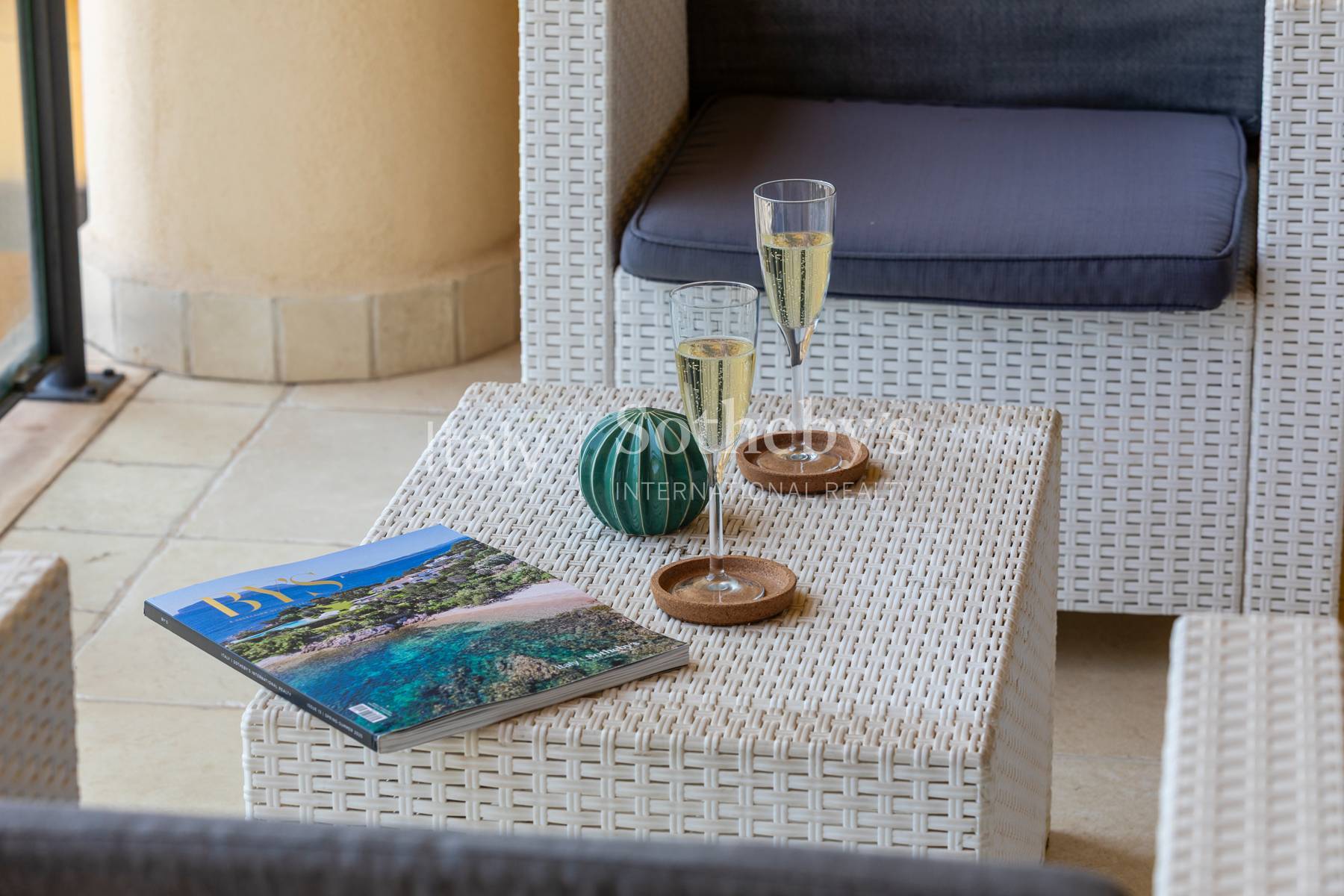  Sea-view apartment in an exclusive residence - 物件實景