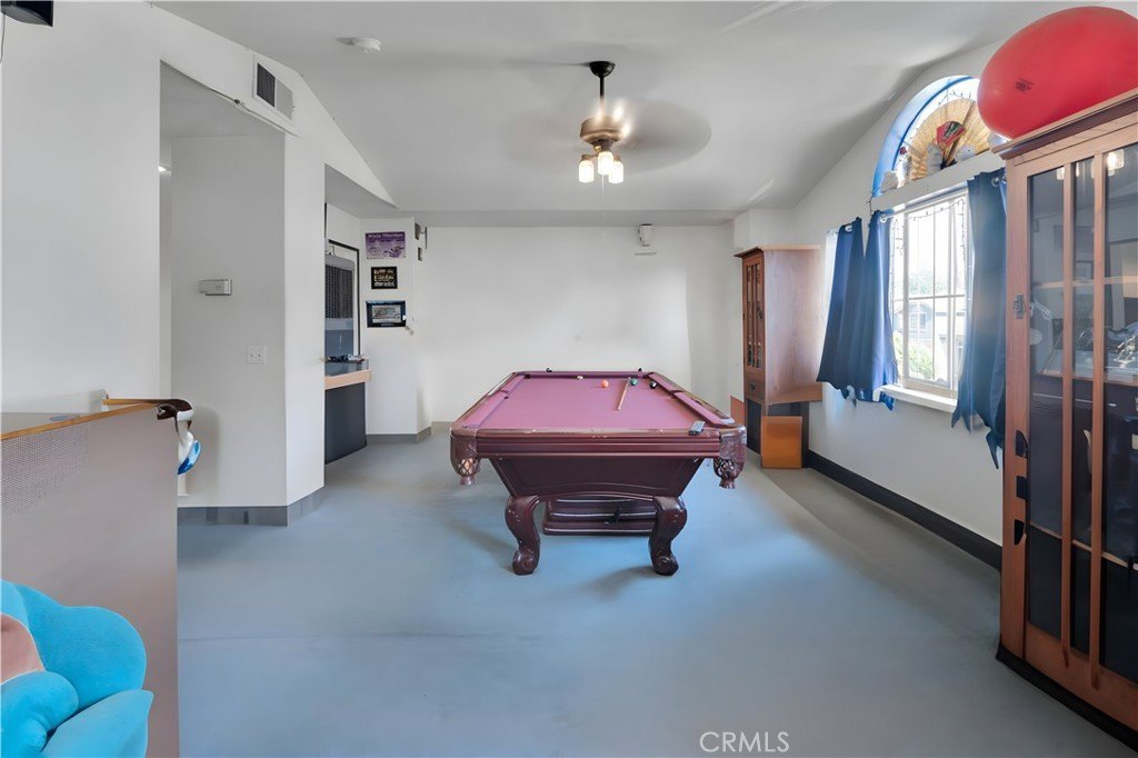 Fontana, California, 92336, United States, 4 Bedrooms Bedrooms, ,2 BathroomsBathrooms,Residential,For Sale,1943666