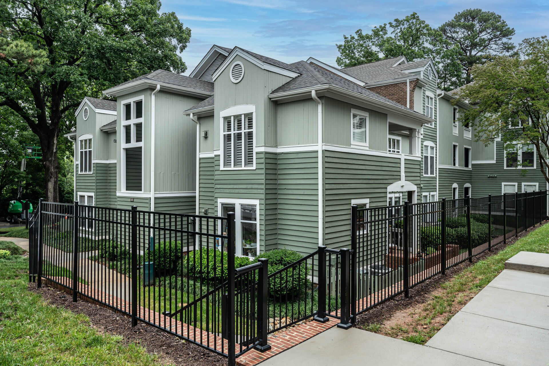  1111 Parkridge Lane, Raleigh, NC, 27605 - 物件實景