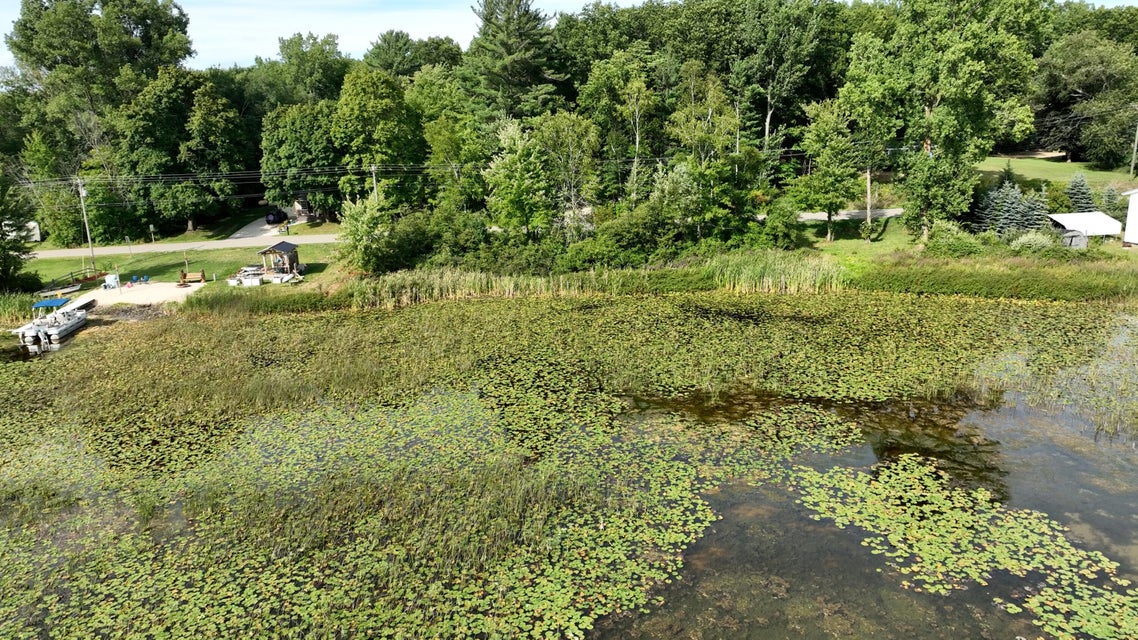 Howard City, Michigan, 49329, United States, 2 Bedrooms Bedrooms, ,1 BathroomBathrooms,Residential,For Sale,1982398