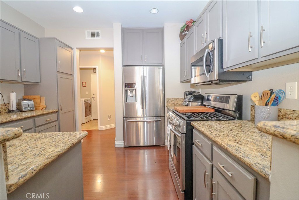 39879 Millbrook Way B, Murrieta, California, 92563, United States, 4 Bedrooms Bedrooms, ,3 BathroomsBathrooms,Residential,For Sale,39879 Millbrook Way B,1634656