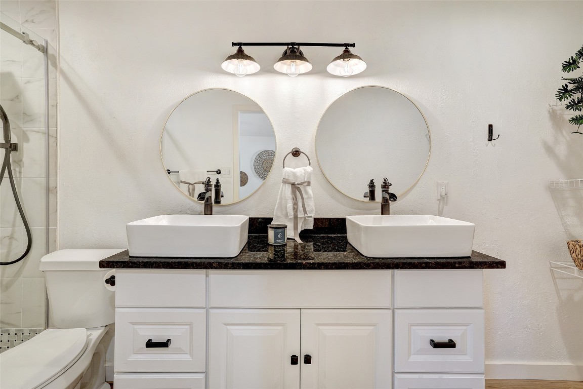 Austin, Texas, 78759, United States, 3 Bedrooms Bedrooms, ,2 BathroomsBathrooms,Residential,For Sale,1932047