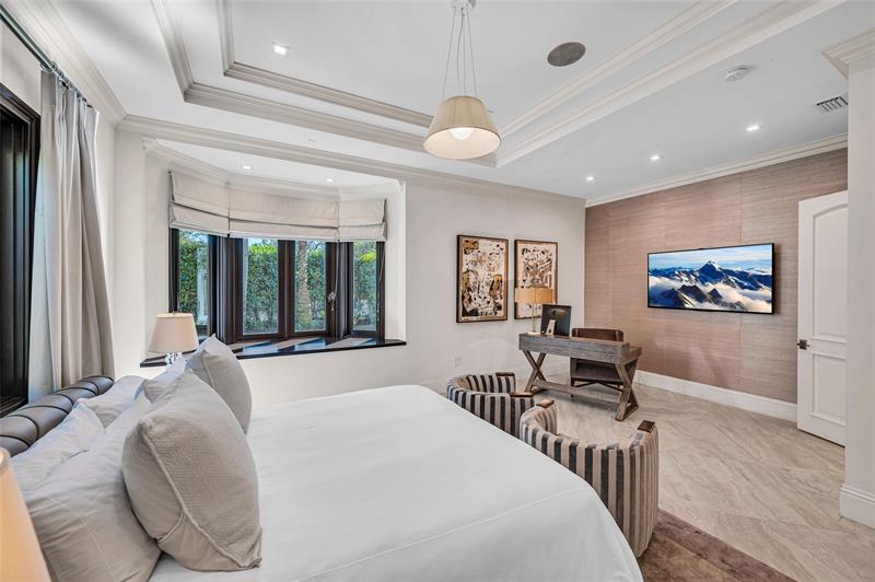 Miami, Florida, 33143, United States, 8 Bedrooms Bedrooms, ,10 BathroomsBathrooms,Residential,For Sale,1989350