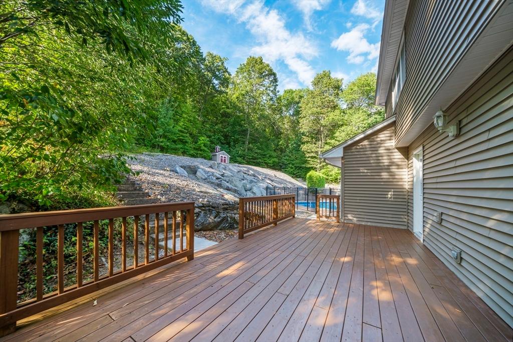 Ludlow, Massachusetts, 01056, United States, 3 Bedrooms Bedrooms, ,2 BathroomsBathrooms,Residential,For Sale,1936866
