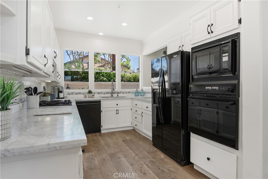 Laguna Niguel, California, 92677, United States, 2 Bedrooms Bedrooms, ,2 BathroomsBathrooms,Residential,For Sale,1947960