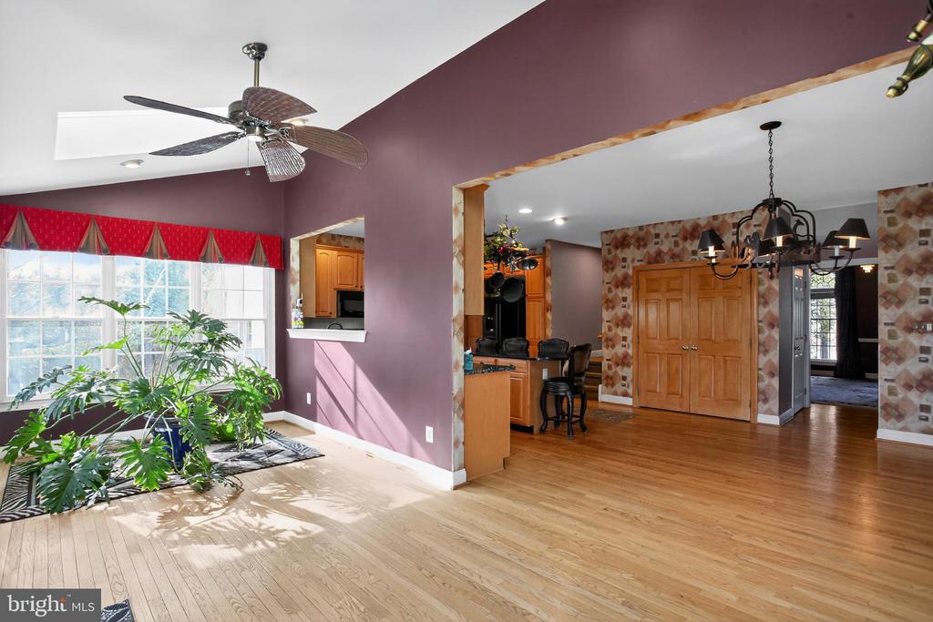 New Hope, Pennsylvania, 18938, United States, 4 Bedrooms Bedrooms, ,5 BathroomsBathrooms,Residential,For Sale,1994907