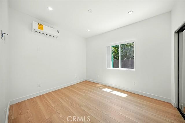Paramount, California, 90723, United States, ,Residential,For Sale,1936983