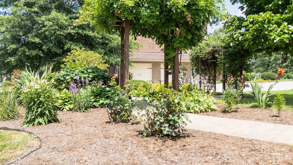 St Marys, West Virginia, 26170, United States, 3 Bedrooms Bedrooms, ,4 BathroomsBathrooms,Residential,For Sale,1928718