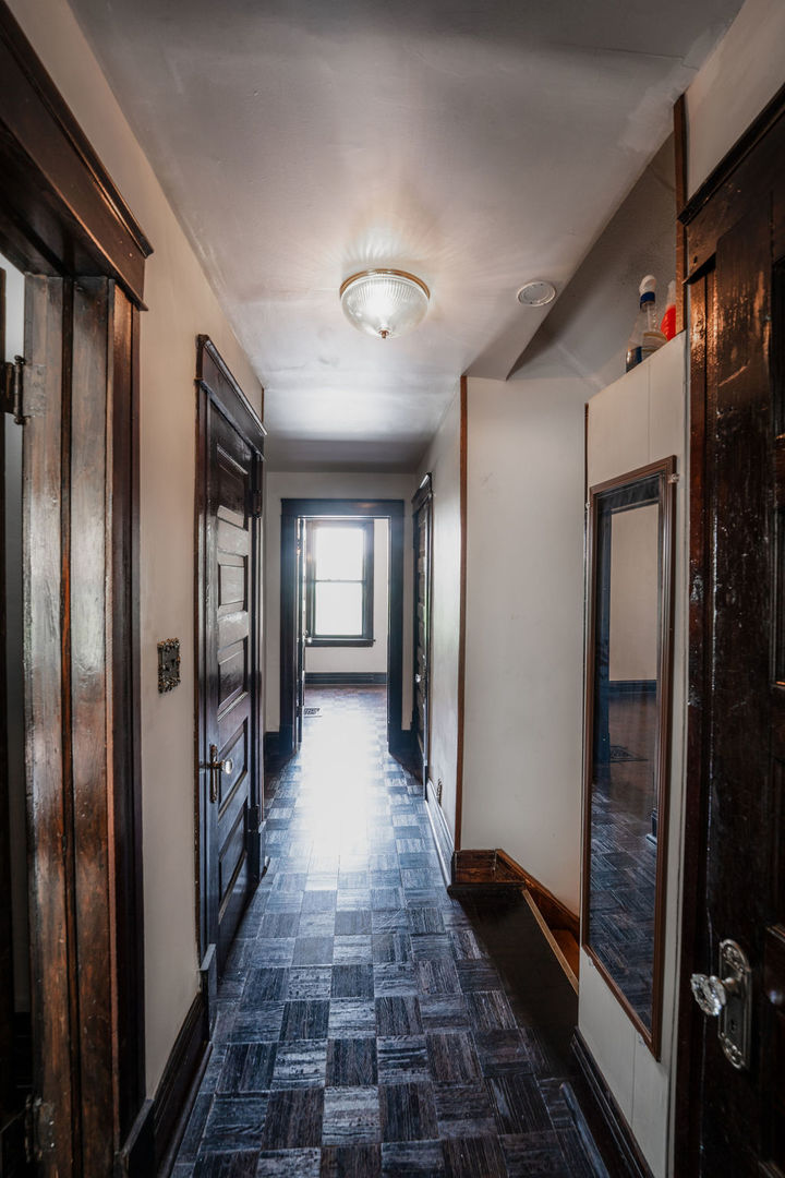 Chicago, Illinois, 60613, United States, 5 Bedrooms Bedrooms, ,4 BathroomsBathrooms,Residential,For Sale,1856737