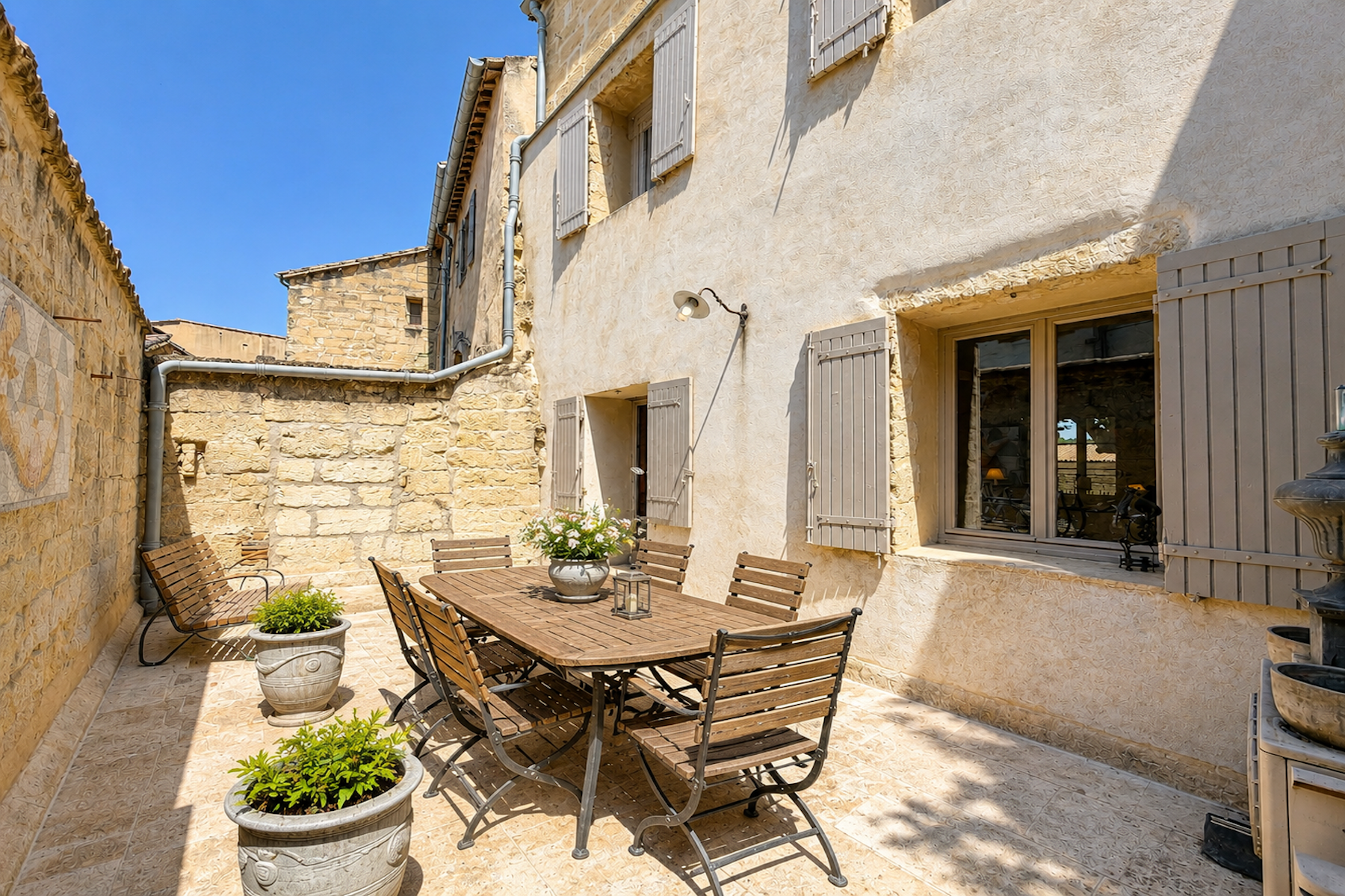  UZÈS – Restored Townhouse in the Protected Historic Centre with Terrace - 物件實景