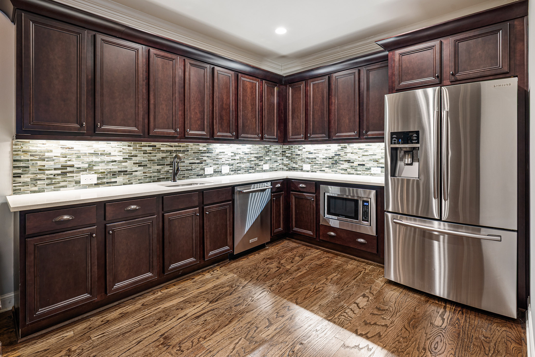  Desirable Monte Hewett First-Time Resale in the Sought-After Lake Haven - 物件實景