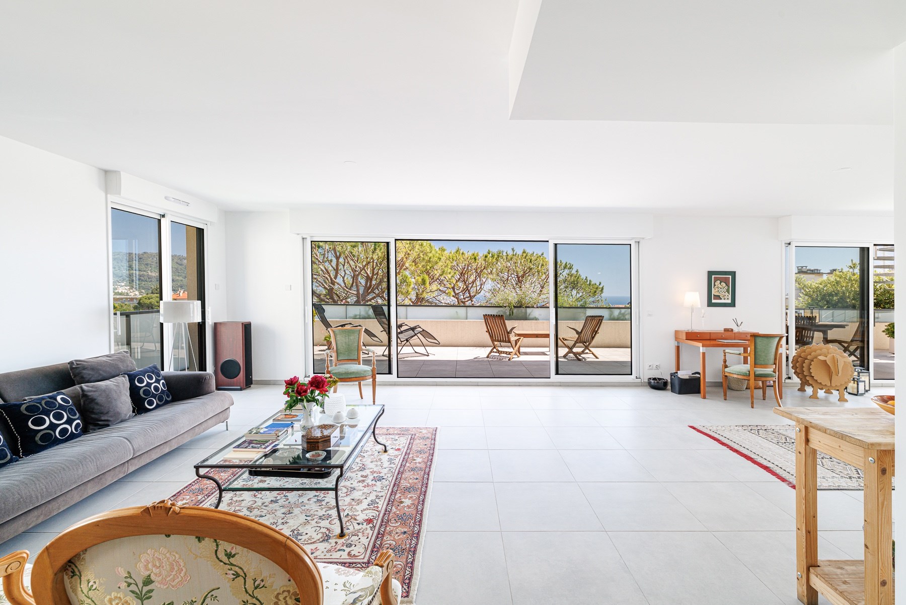  Co-exclusive penthouse apartment with sea view, prestigious area of Nice - 物件實景