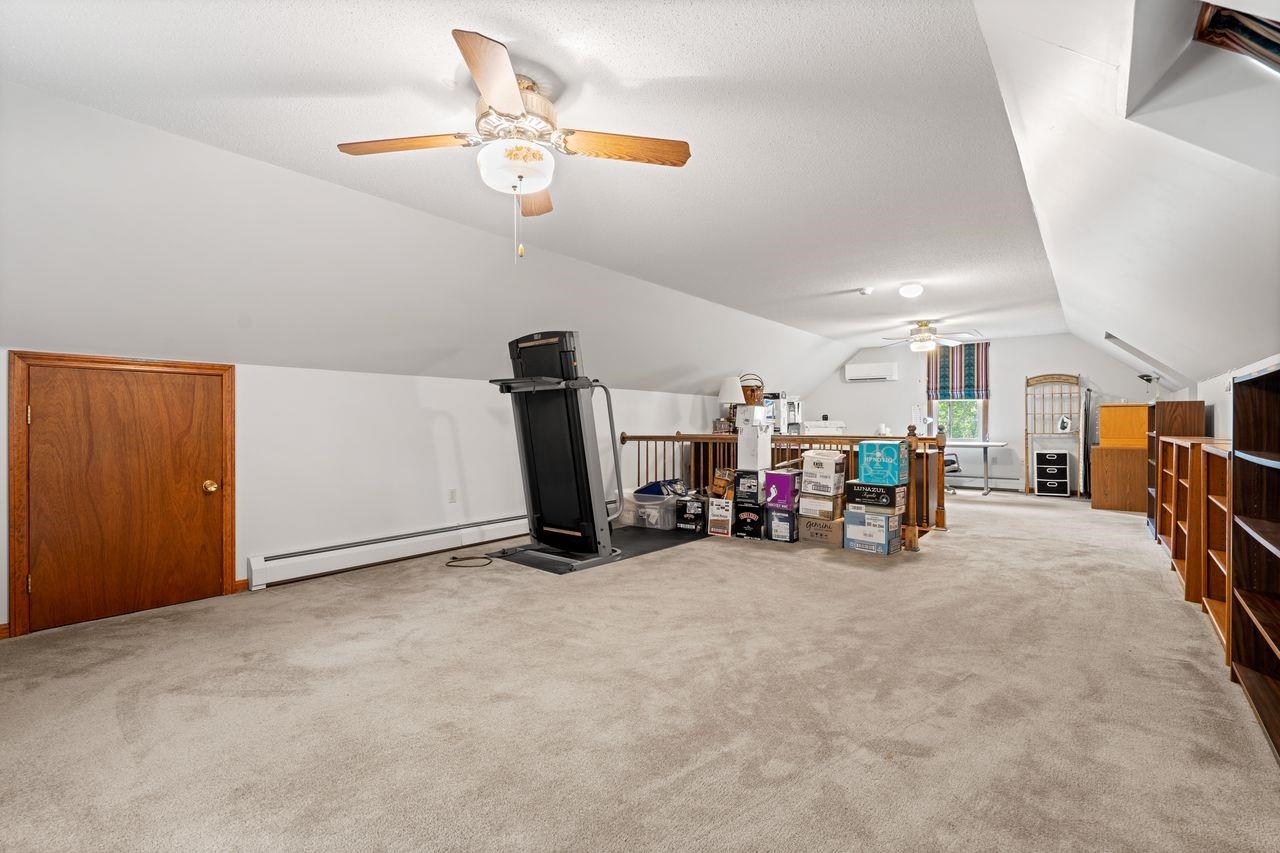 Hooksett, New Hampshire, 03106, United States, 3 Bedrooms Bedrooms, ,2 BathroomsBathrooms,Residential,For Sale,1897841