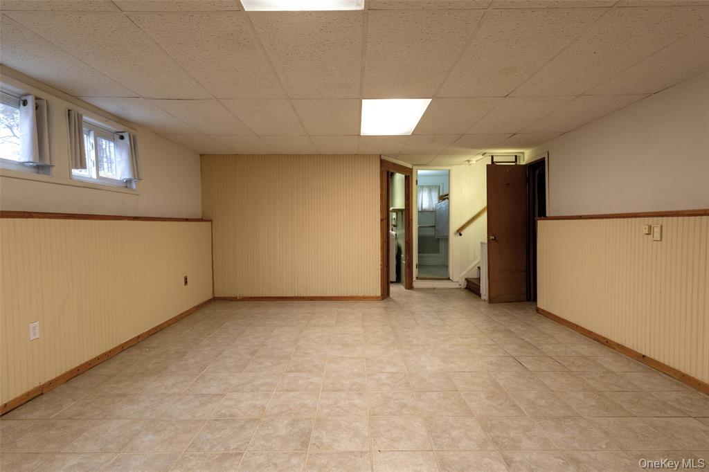 Mohegan Lake, New York, 10547, United States, 3 Bedrooms Bedrooms, ,1 BathroomBathrooms,Residential,For Sale,1992350