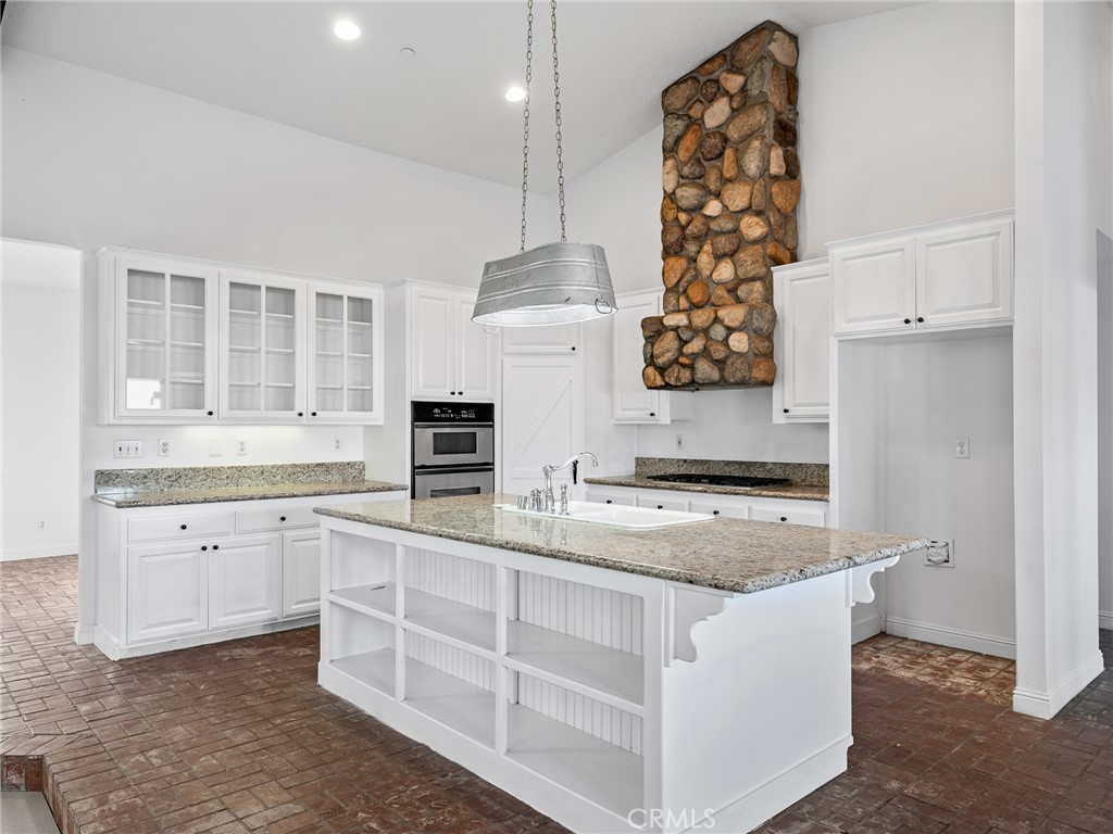 Hesperia, California, 92344, United States, 5 Bedrooms Bedrooms, ,3 BathroomsBathrooms,Residential,For Sale,1996826