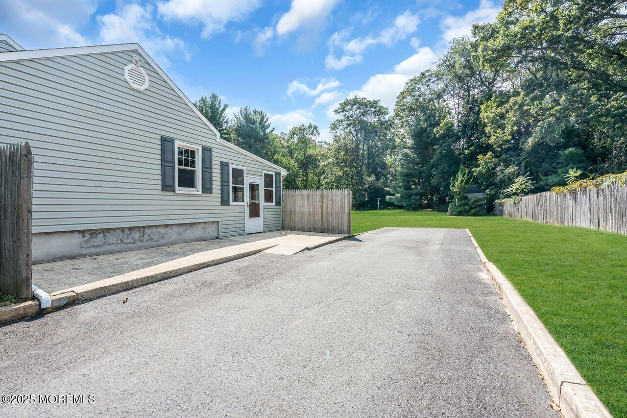 Aberdeen, New Jersey, 07747, United States, 3 Bedrooms Bedrooms, ,1 BathroomBathrooms,Residential,For Sale,1955977