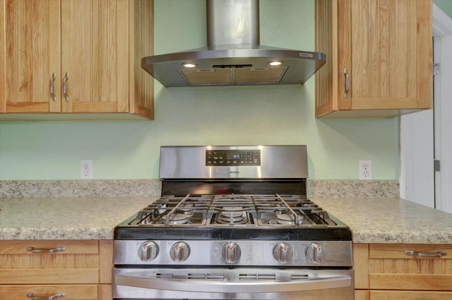 Grass Valley, California, 95949, United States, 2 Bedrooms Bedrooms, ,1 BathroomBathrooms,Residential,For Sale,1993836