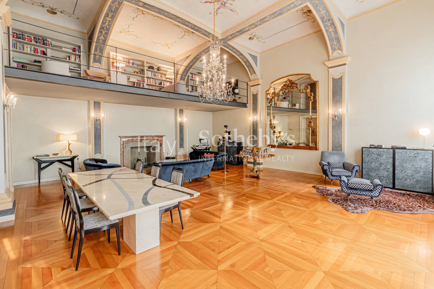  Charming renovated apartment in the center of Moncalieri - 物件實景