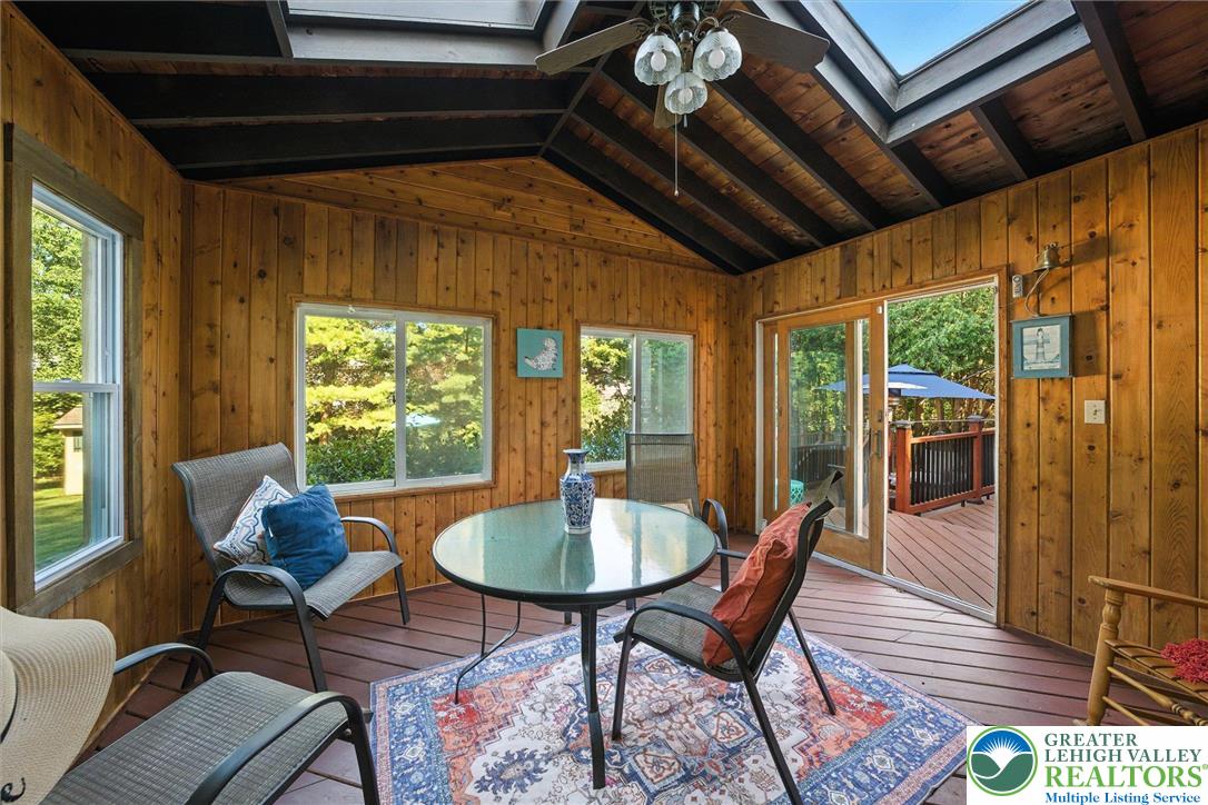 Hanover Twp, Pennsylvania, 18017, United States, 3 Bedrooms Bedrooms, ,3 BathroomsBathrooms,Residential,For Sale,1947788