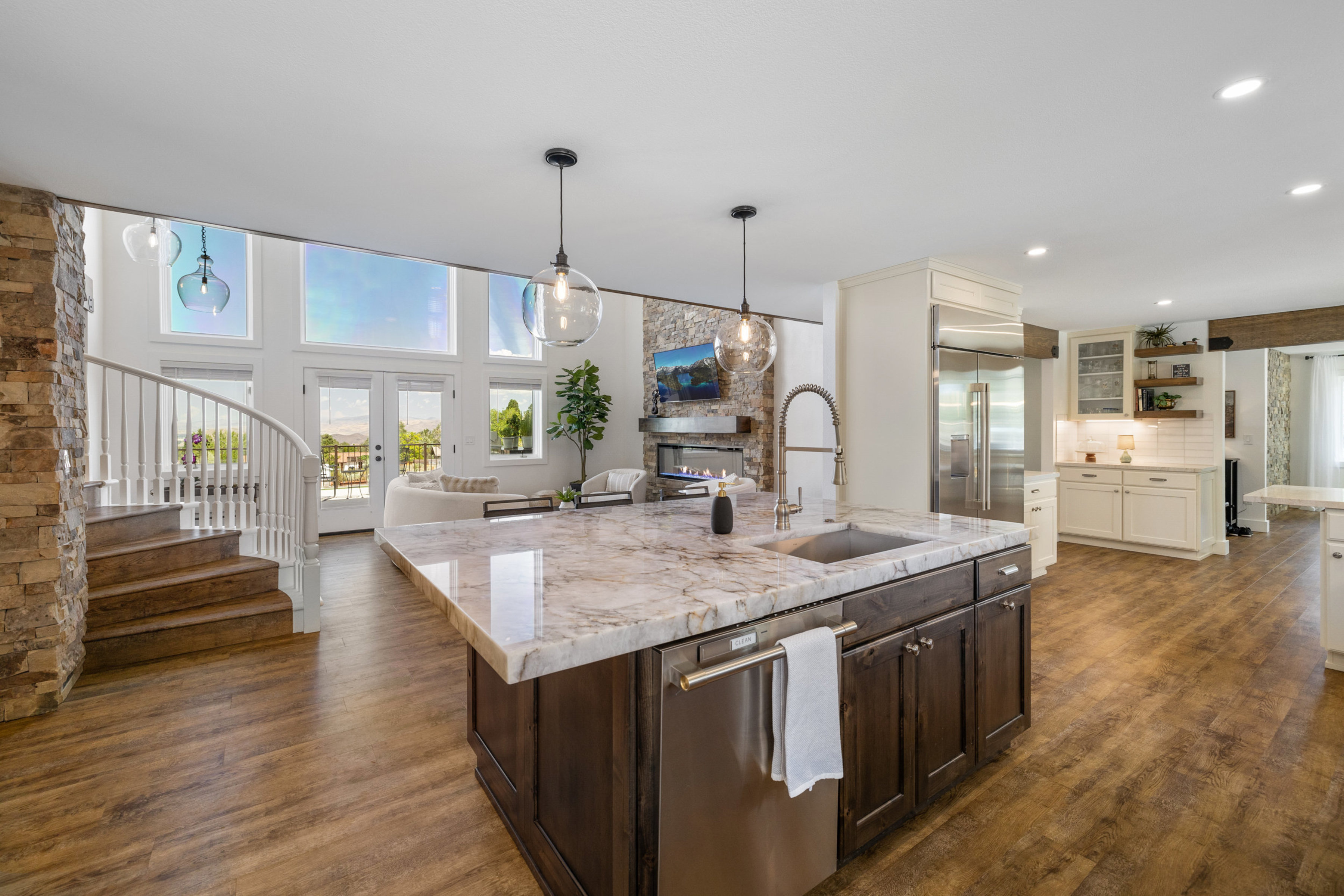  Expansive South West Luxury Ranch Style Estate with RV Garage & In-Law Quarters - 物件實景