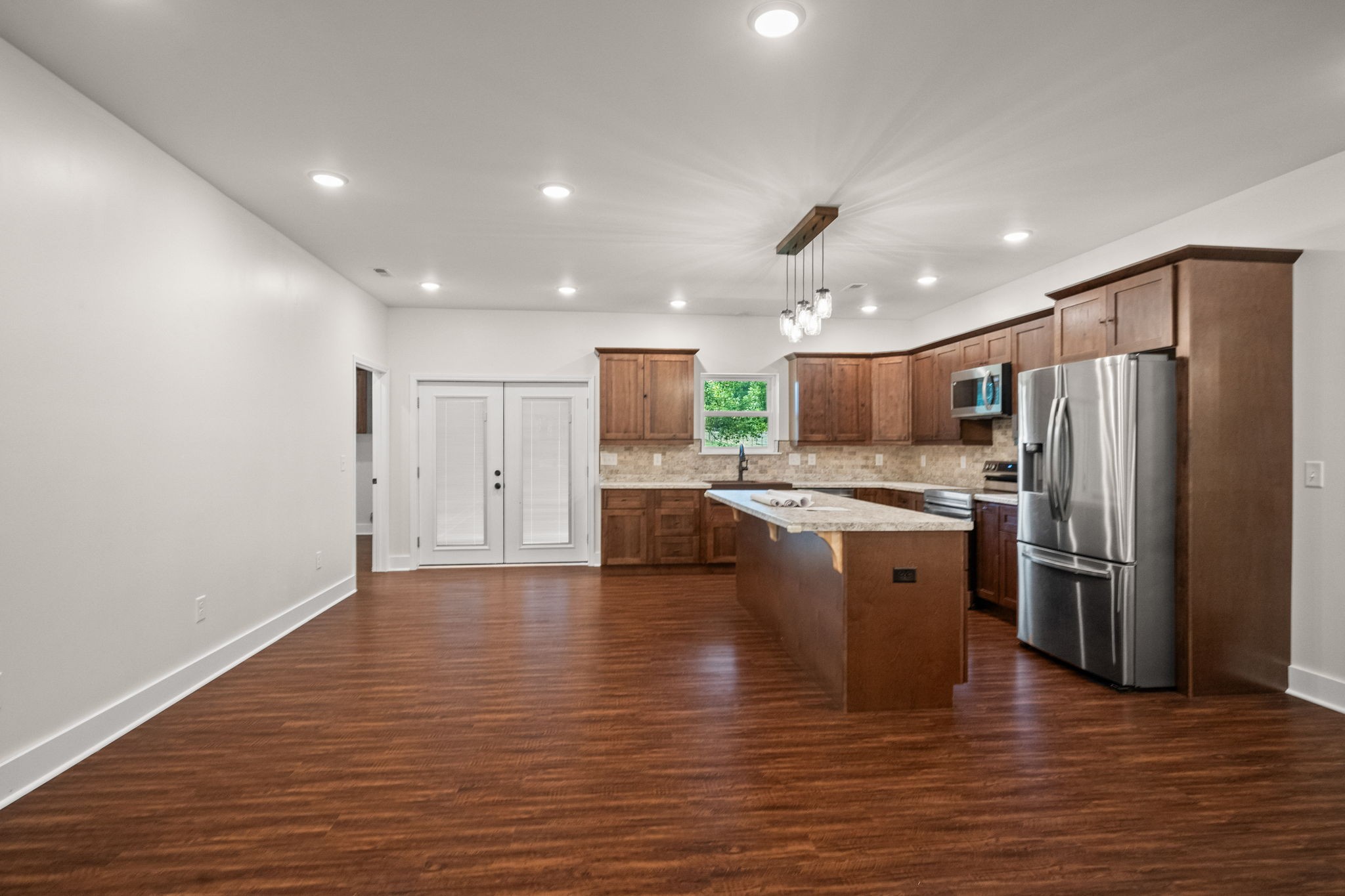 Cedar Hill, Tennessee, 37032, United States, 3 Bedrooms Bedrooms, ,2 BathroomsBathrooms,Residential,For Sale,1981088