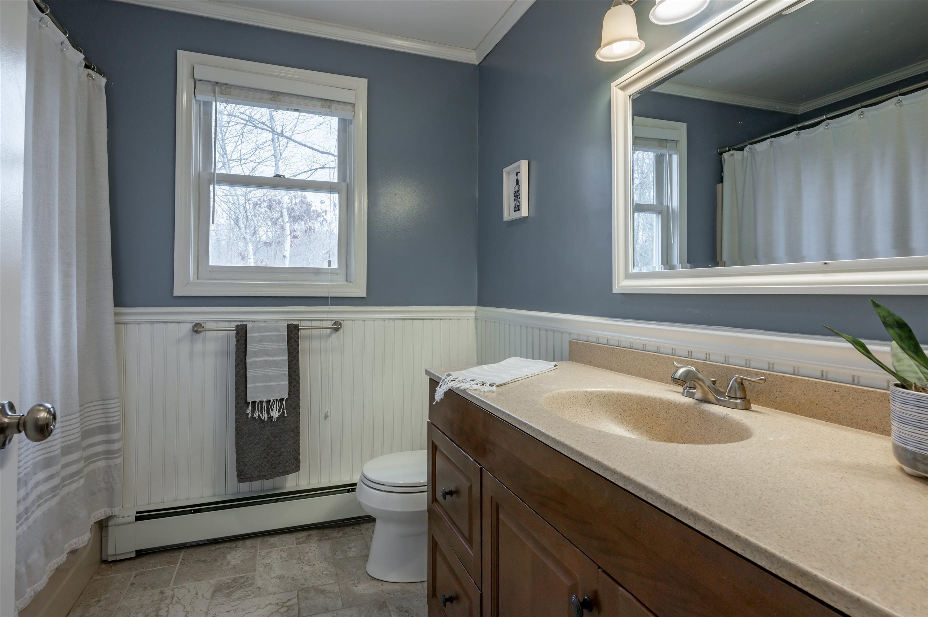 Hooksett, New Hampshire, 03106, United States, 3 Bedrooms Bedrooms, ,1 BathroomBathrooms,Residential,For Sale,2002155