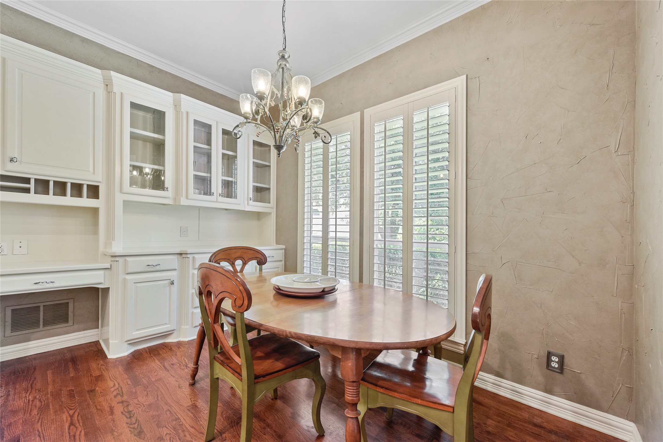 Heath, Texas, 75032, United States, 4 Bedrooms Bedrooms, ,3 BathroomsBathrooms,Residential,For Sale,1829391