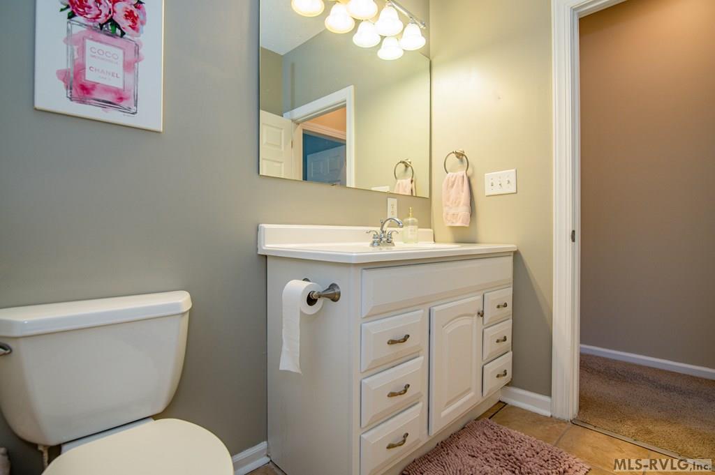 Littleton, North Carolina, 27850, United States, 4 Bedrooms Bedrooms, ,3 BathroomsBathrooms,Residential,For Sale,1972408