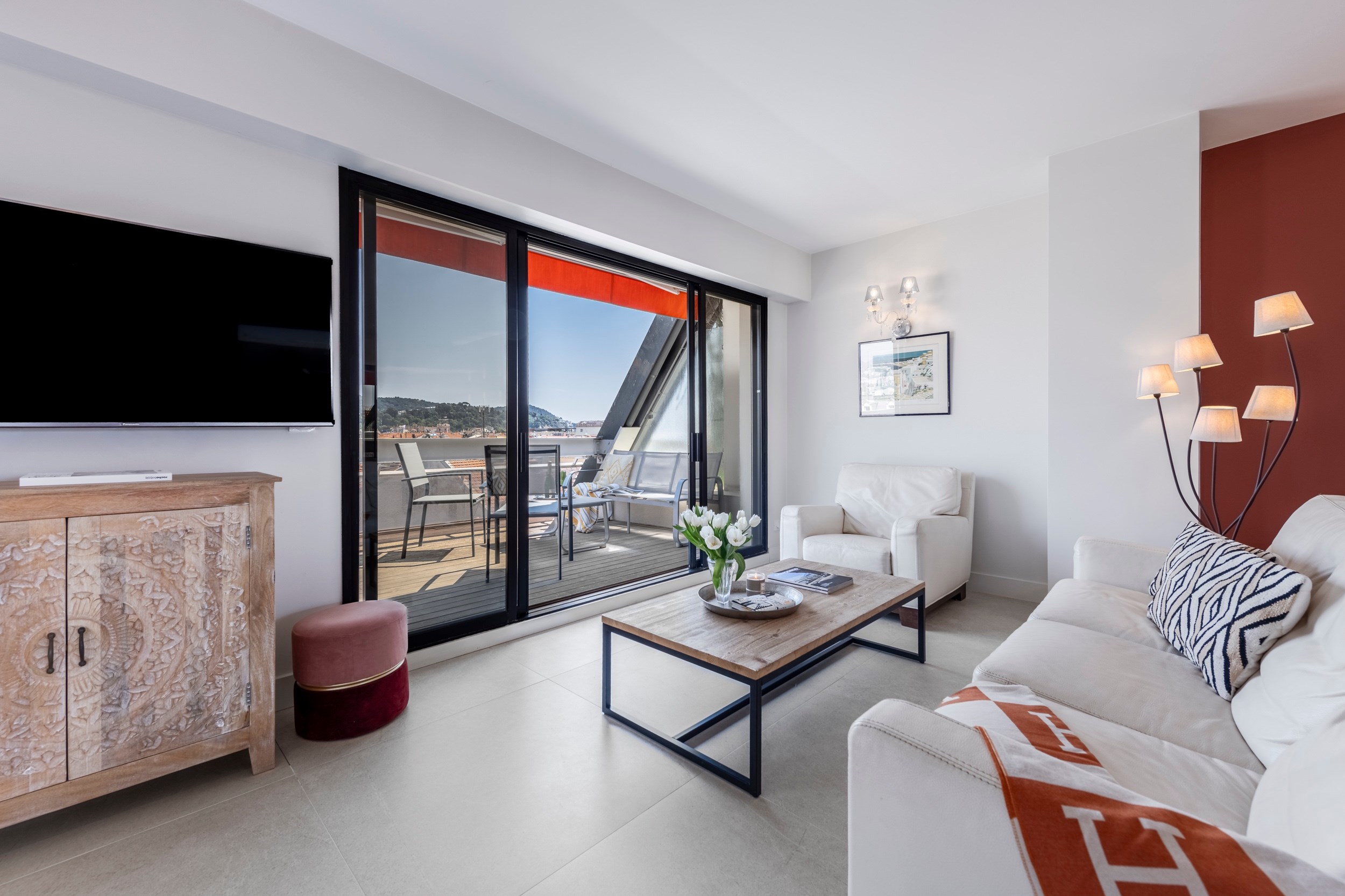  Nice Carré d’Or top floor 2 bedroom apartment with terrace and garage in luxury… - 物件實景
