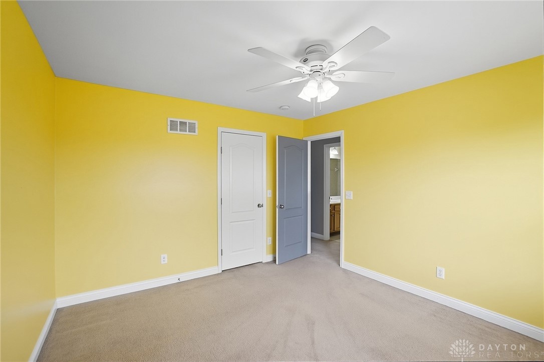 Clearcreek Twp, Ohio, 45458, United States, 4 Bedrooms Bedrooms, ,4 BathroomsBathrooms,Residential,For Sale,1966206