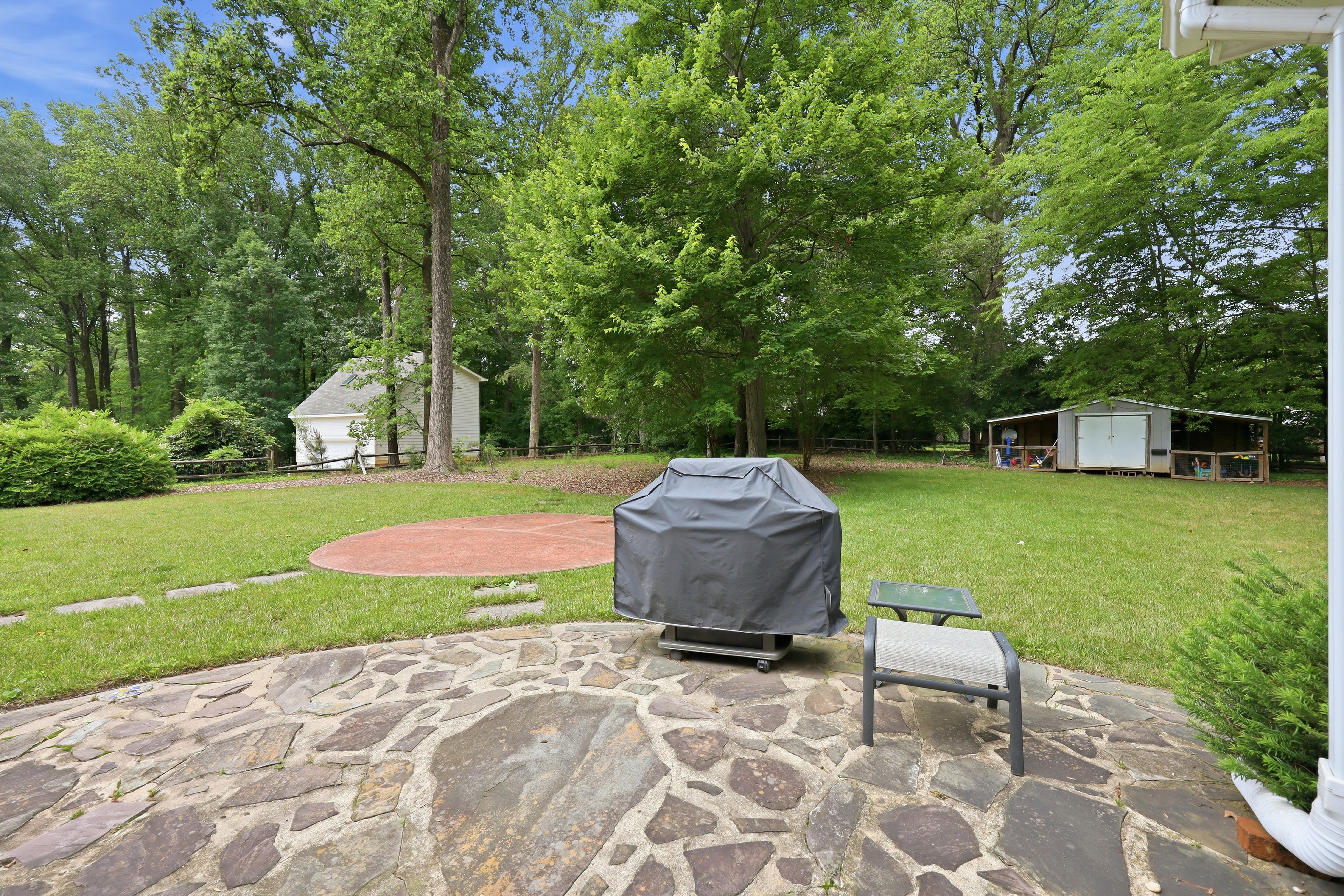  6901 Woodmere Drive, Raleigh, NC 27612 - 物件實景