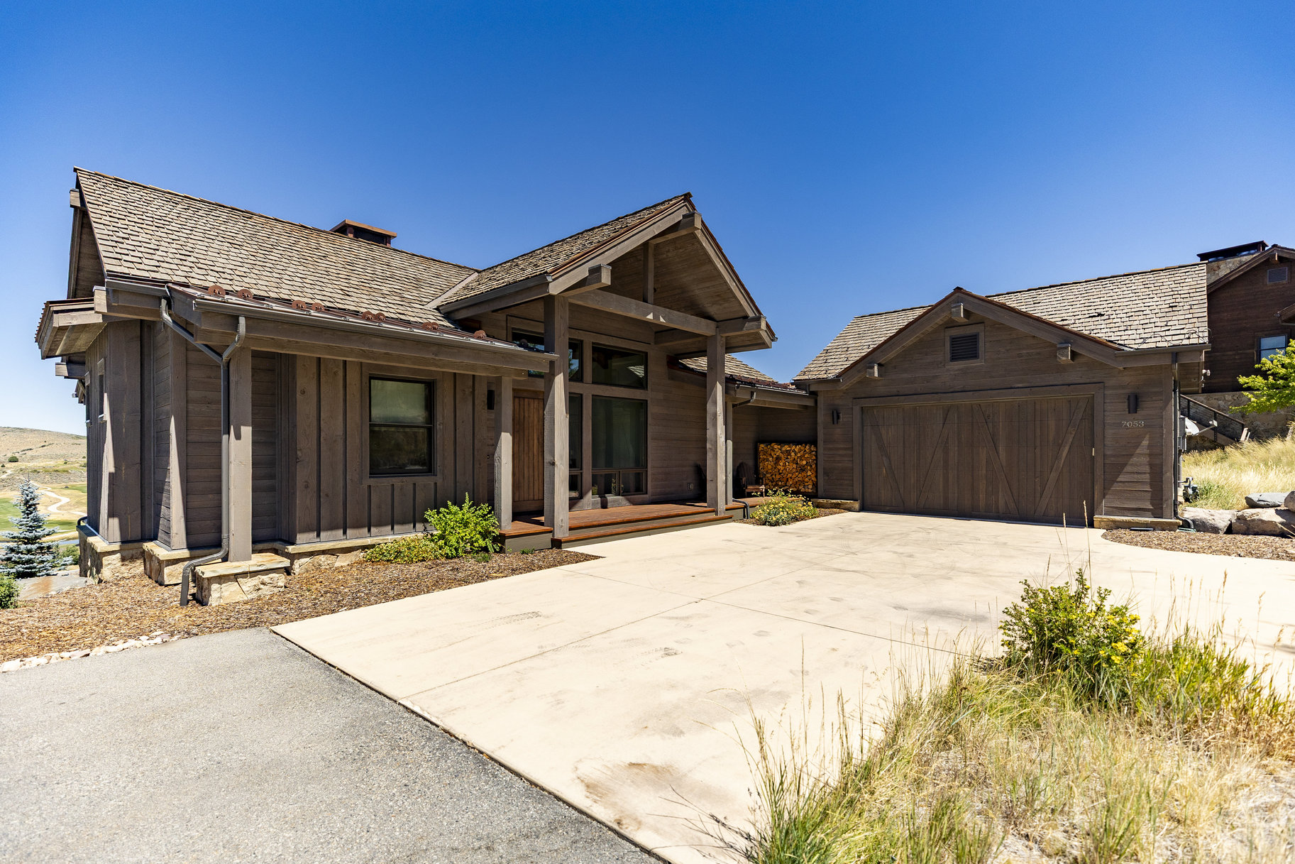  Panoramic Views From This Gorgeous 4-Bedroom Cabin Home at Victory Ranch - 物件實景