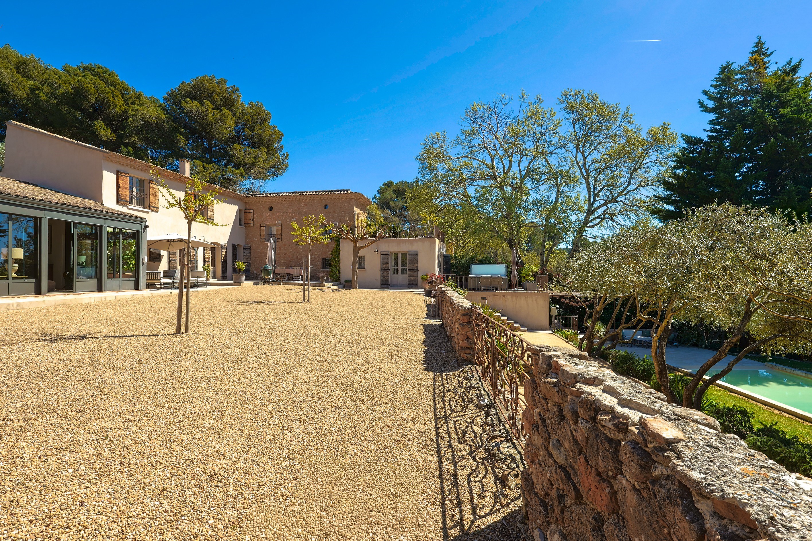  Aix-en-Provence – Pinchinats  Elegant Character Property in a Prime Residentia… - 物件實景