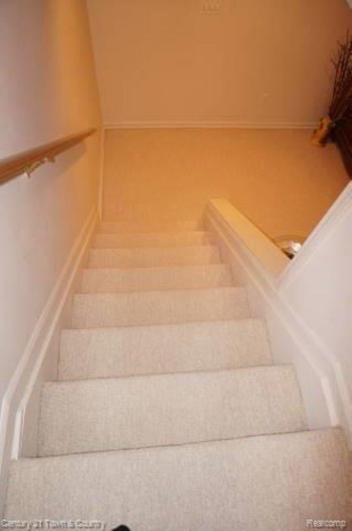 Macomb Twp, Michigan, 48044, United States, 4 Bedrooms Bedrooms, ,4 BathroomsBathrooms,Residential,For Sale,1942968