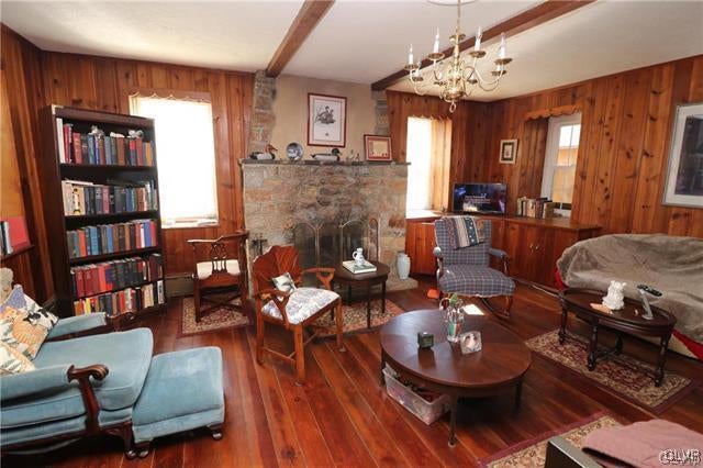 Whitehall Twp, Pennsylvania, 18052, United States, 6 Bedrooms Bedrooms, ,4 BathroomsBathrooms,Residential,For Sale,1931733