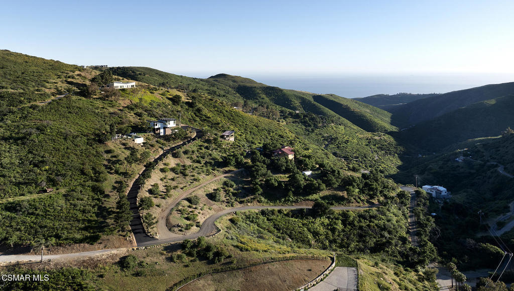 Malibu, California, 90265, United States, 4 Bedrooms Bedrooms, ,3 BathroomsBathrooms,Residential,For Sale,1732105