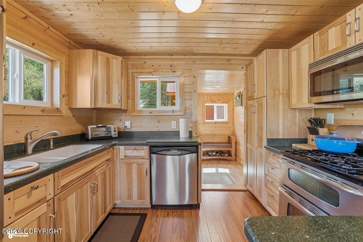 Soldotna, Alaska, 99669, United States, 3 Bedrooms Bedrooms, ,2 BathroomsBathrooms,Residential,For Sale,2048619