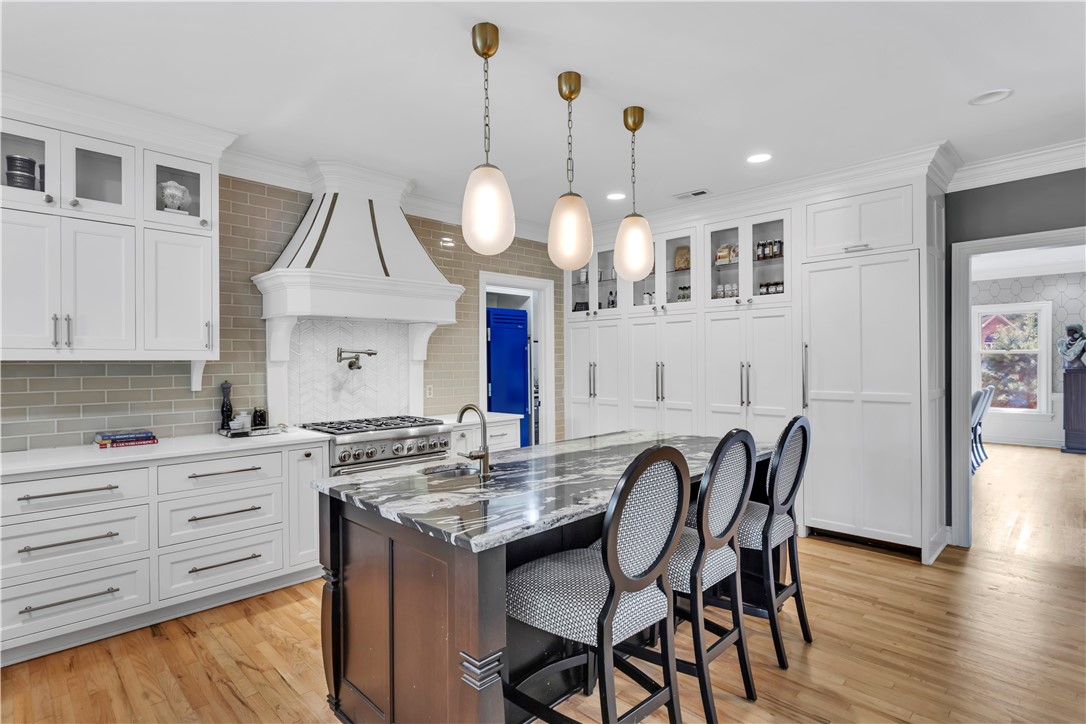 Hampton, Pennsylvania, 15044, United States, 4 Bedrooms Bedrooms, ,6 BathroomsBathrooms,Residential,For Sale,1947069