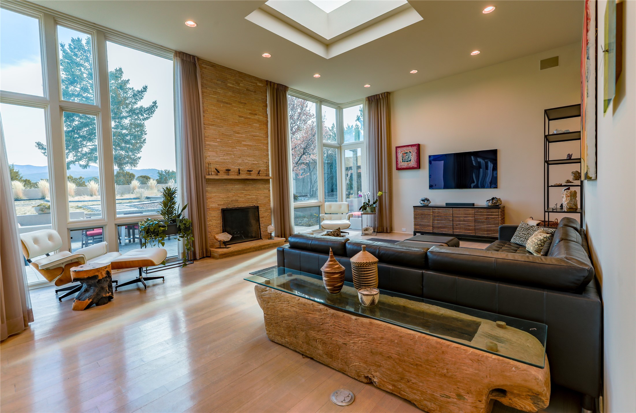  915 Old Santa Fe Trail - 物件實景