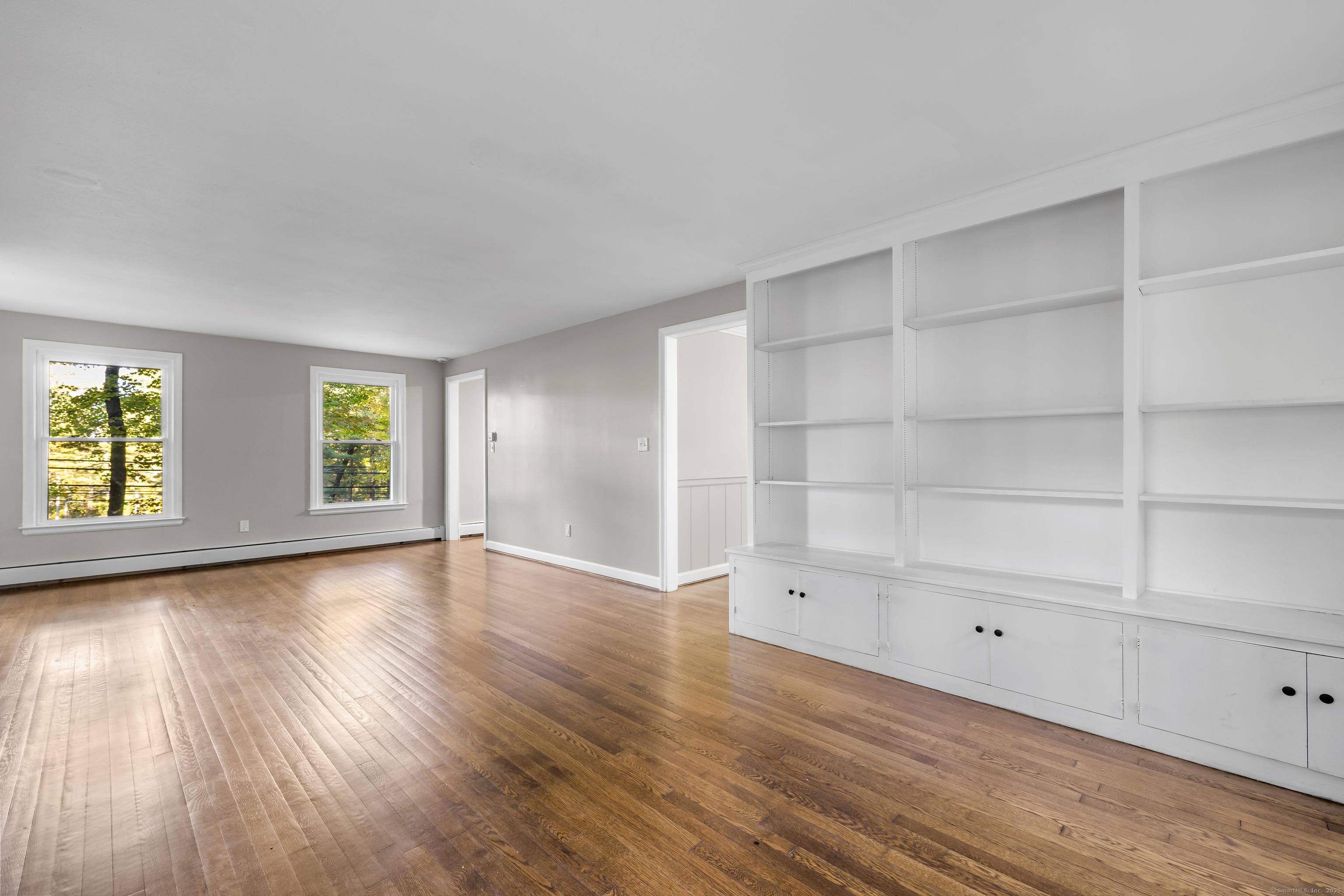 Bloomfield, Connecticut, 06002, United States, 4 Bedrooms Bedrooms, ,3 BathroomsBathrooms,Residential,For Sale,1978351