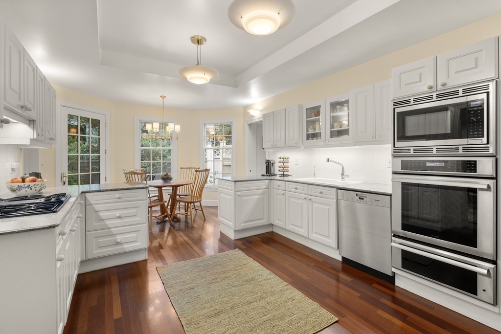 Cambridge, Massachusetts, 02138, United States, 6 Bedrooms Bedrooms, ,4 BathroomsBathrooms,Residential,For Sale,1957179