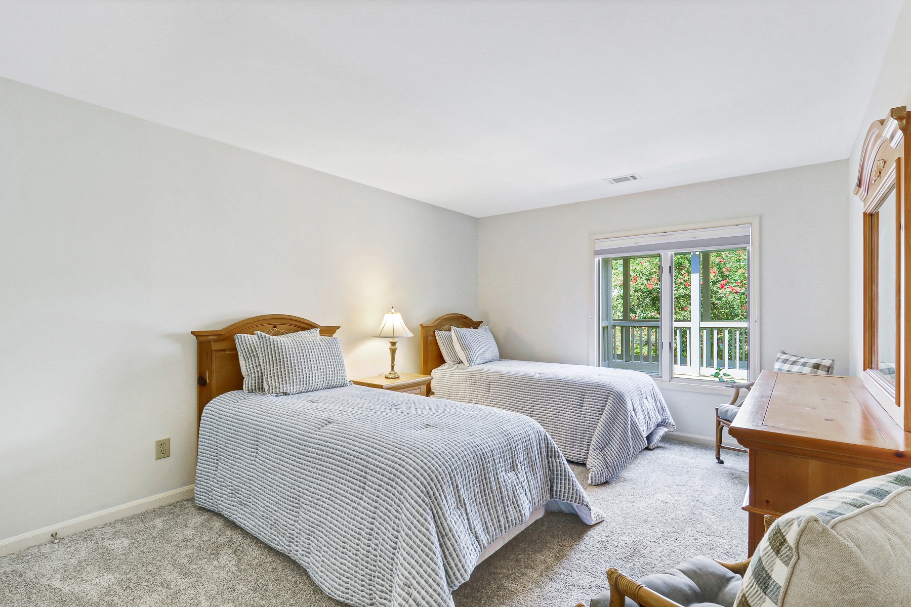  73 Skull Creek Drive Unit #210, Hilton Head Island - 物件實景